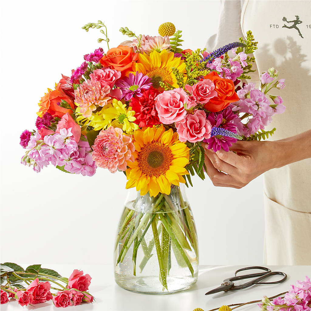 Cue the Confetti - A Florist Original – Ferguson Florists Inc, Attalla AL