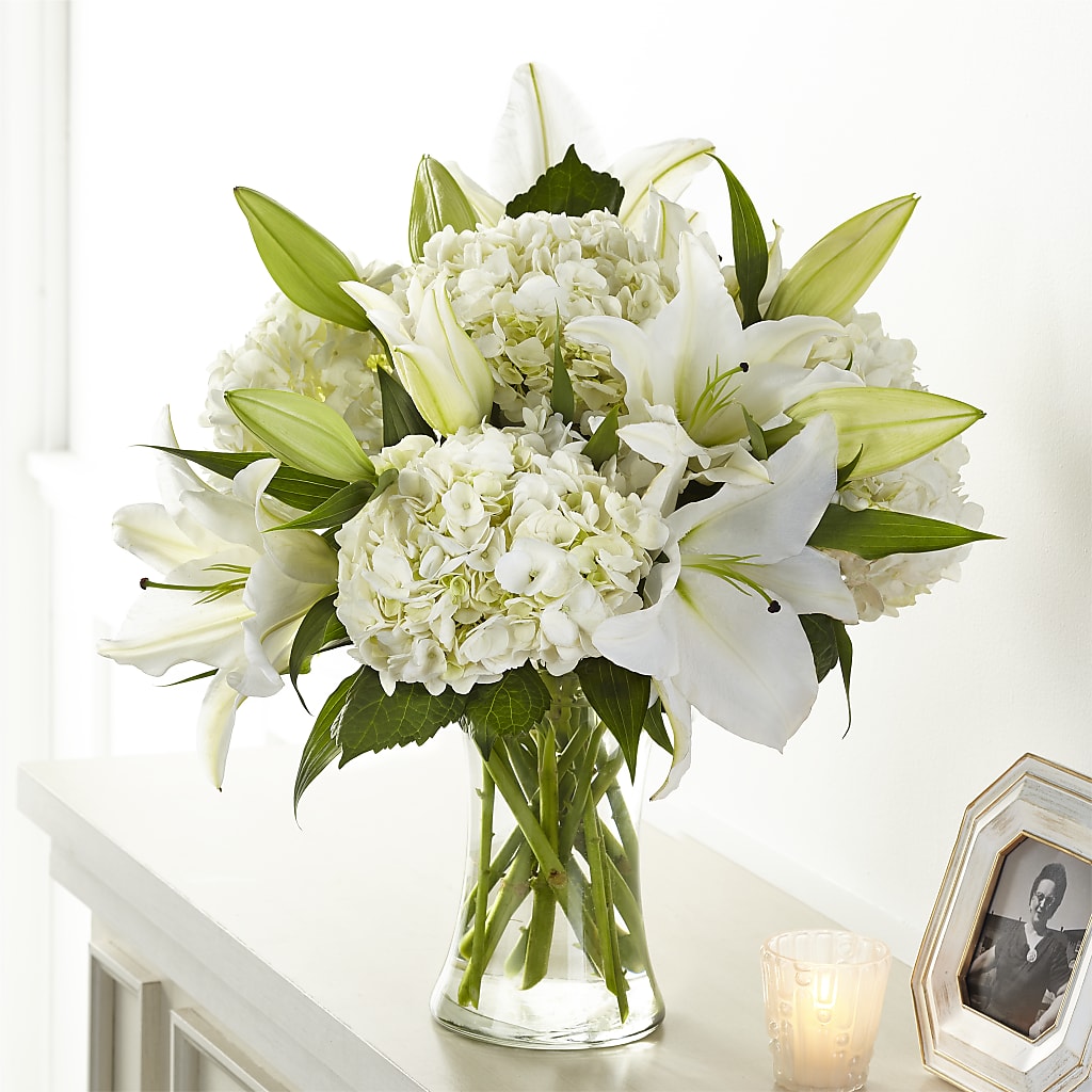 Compassionate Lily Bouquet – Ferguson Florists Inc, Attalla AL