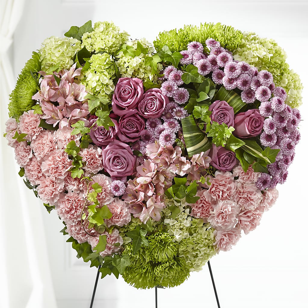 Heartwarming Standing Heart – Ferguson Florists Inc, Attalla AL