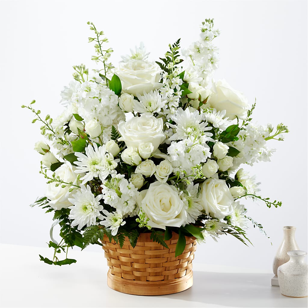 Heartfelt Condolences Arrangement – Ferguson Florists Inc, Attalla AL