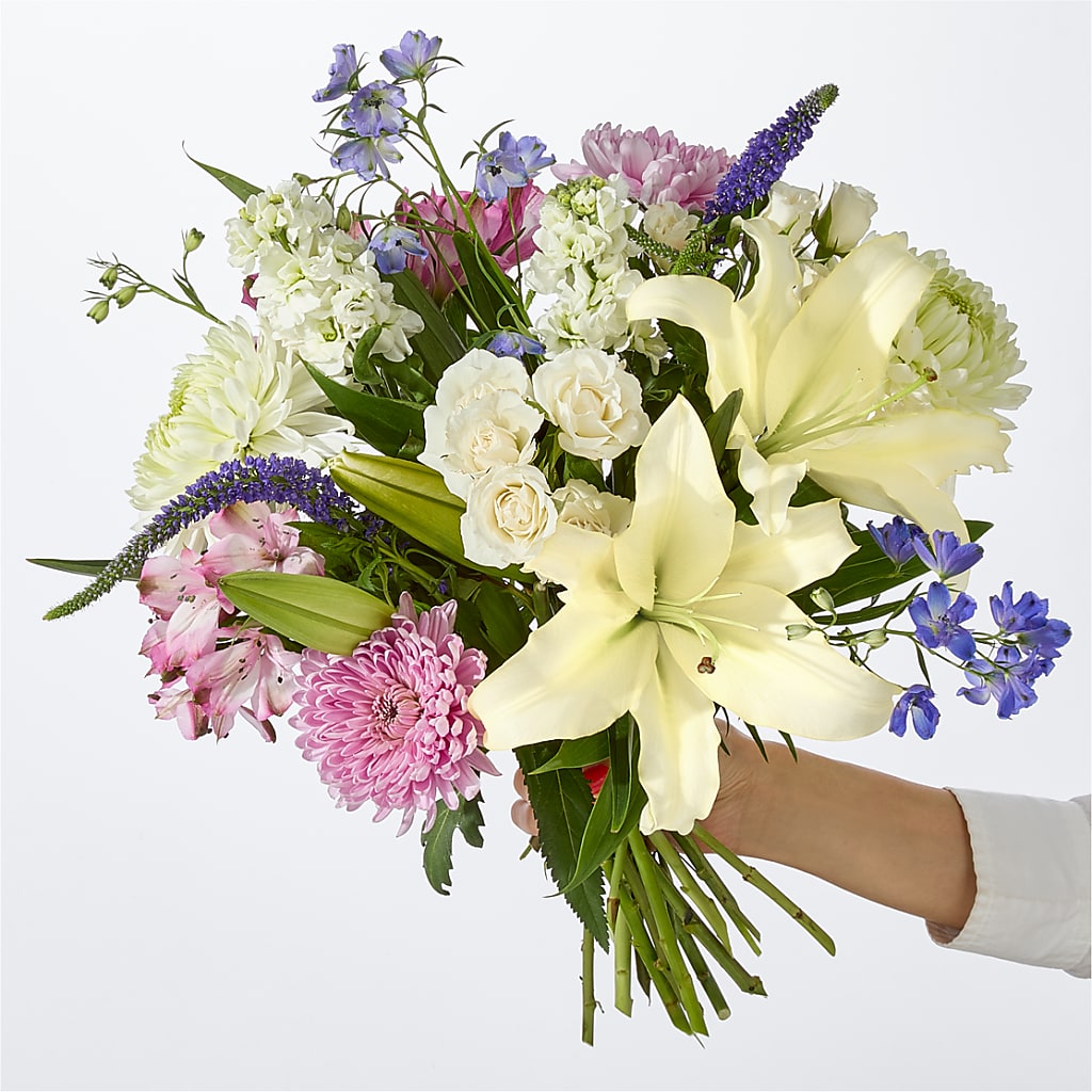 Winter Celebration Bouquet –  Ferguson Florists Inc, Attalla AL