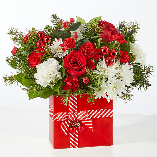Presents Under the Tree Bouquet –  Ferguson Florists Inc, Attalla AL