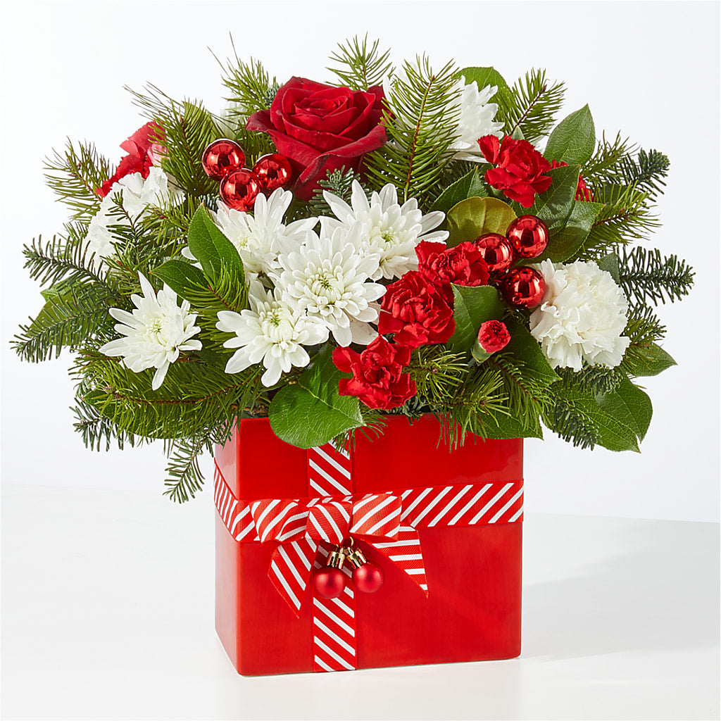 Presents Under the Tree Bouquet –  Ferguson Florists Inc, Attalla AL