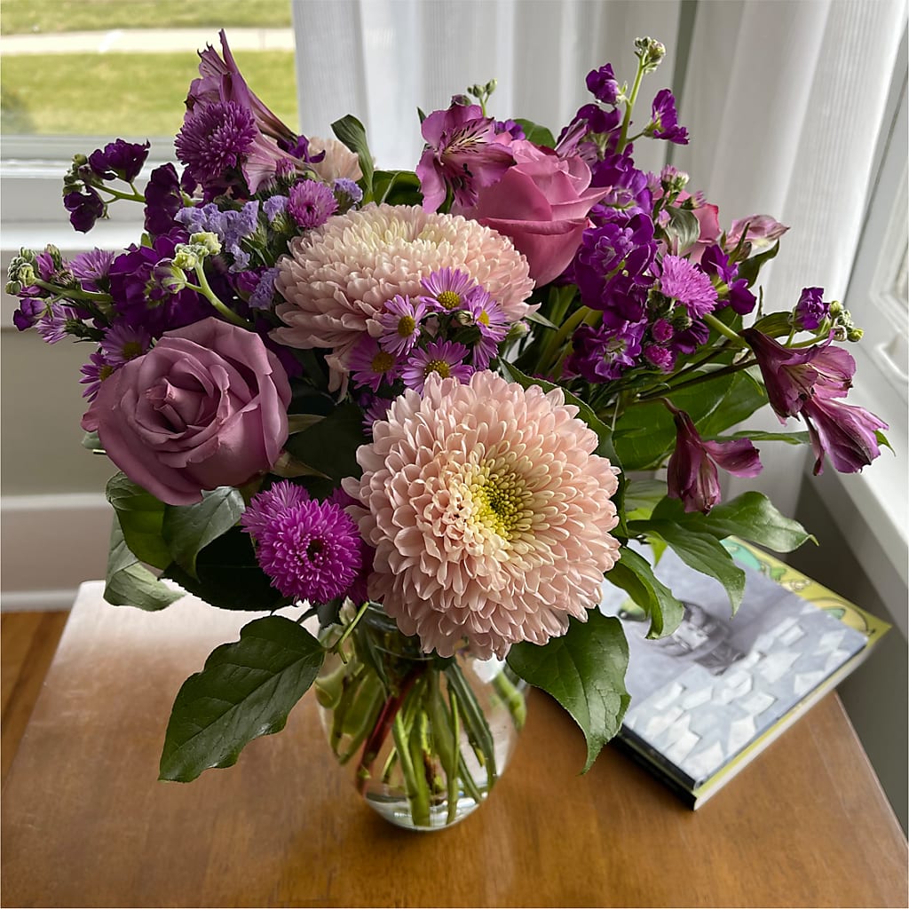 Ultraviolet Bouquet –  Ferguson Florists Inc, Attalla AL