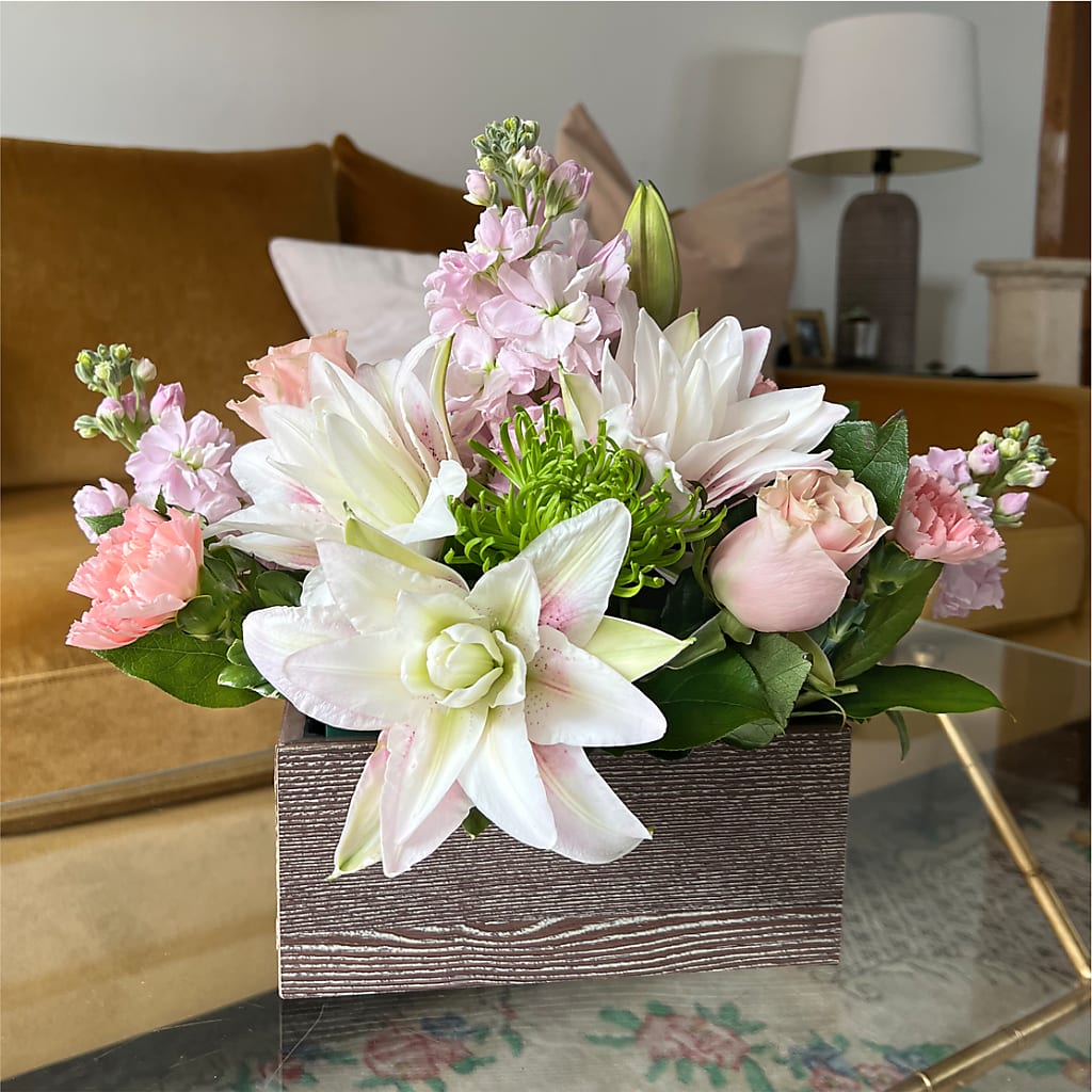 Beautiful Spirit Basket –  Ferguson Florists Inc, Attalla AL