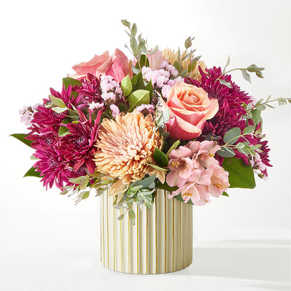 Berry Cobbler Bouquet with Ivory Vase –  Ferguson Florists Inc, Attalla AL