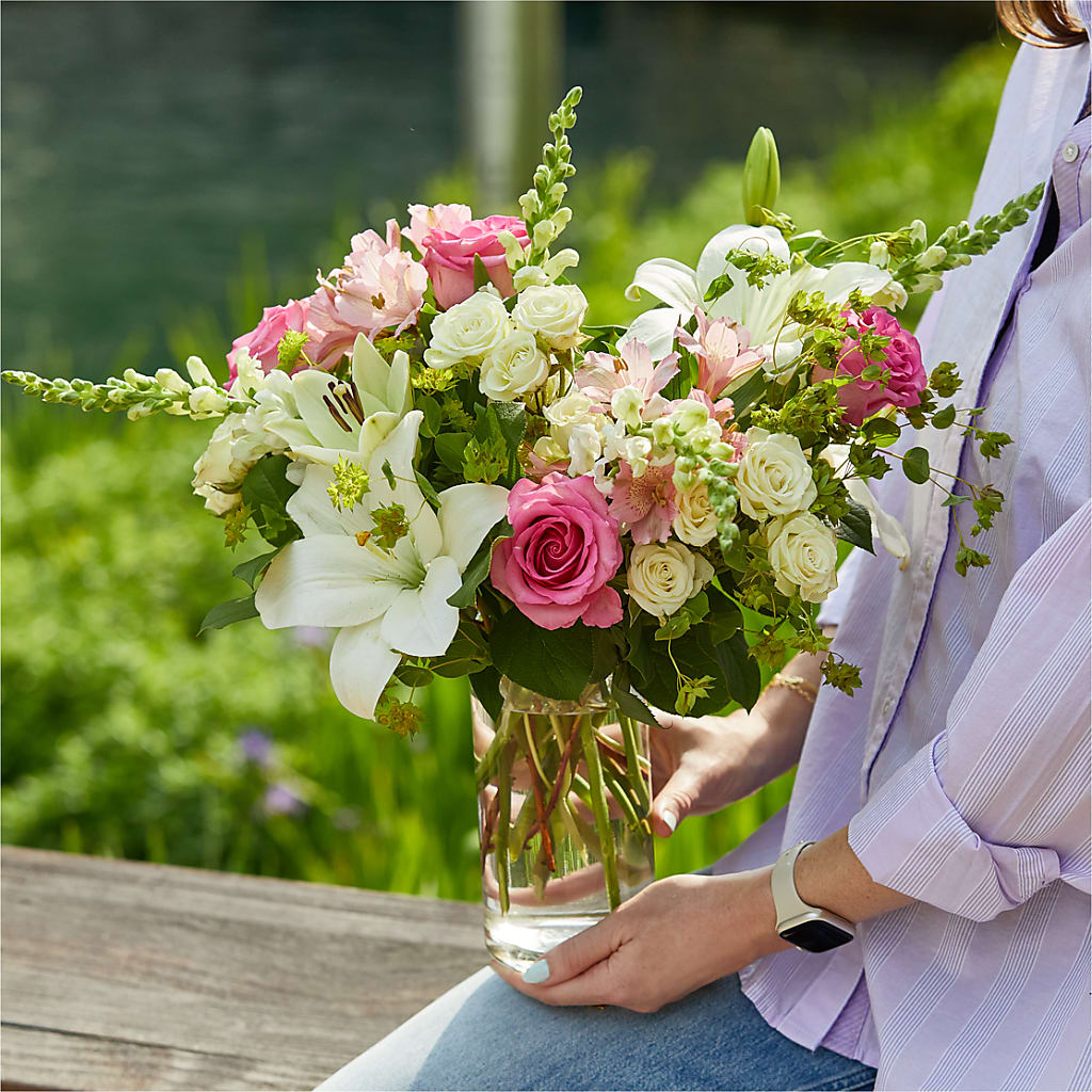 Fondly Bouquet –  Ferguson Florists Inc, Attalla AL
